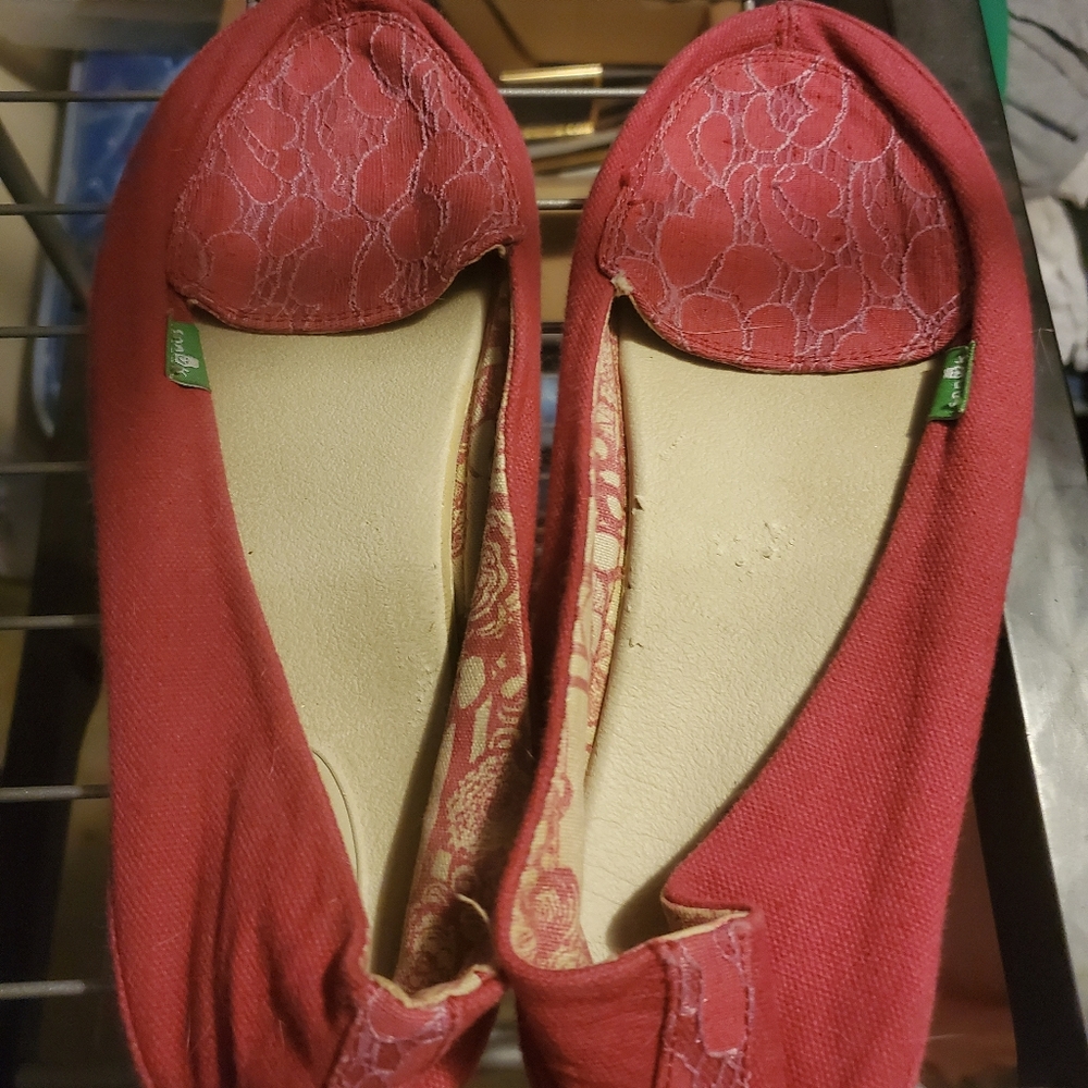 Pink laced sz 10m loafers